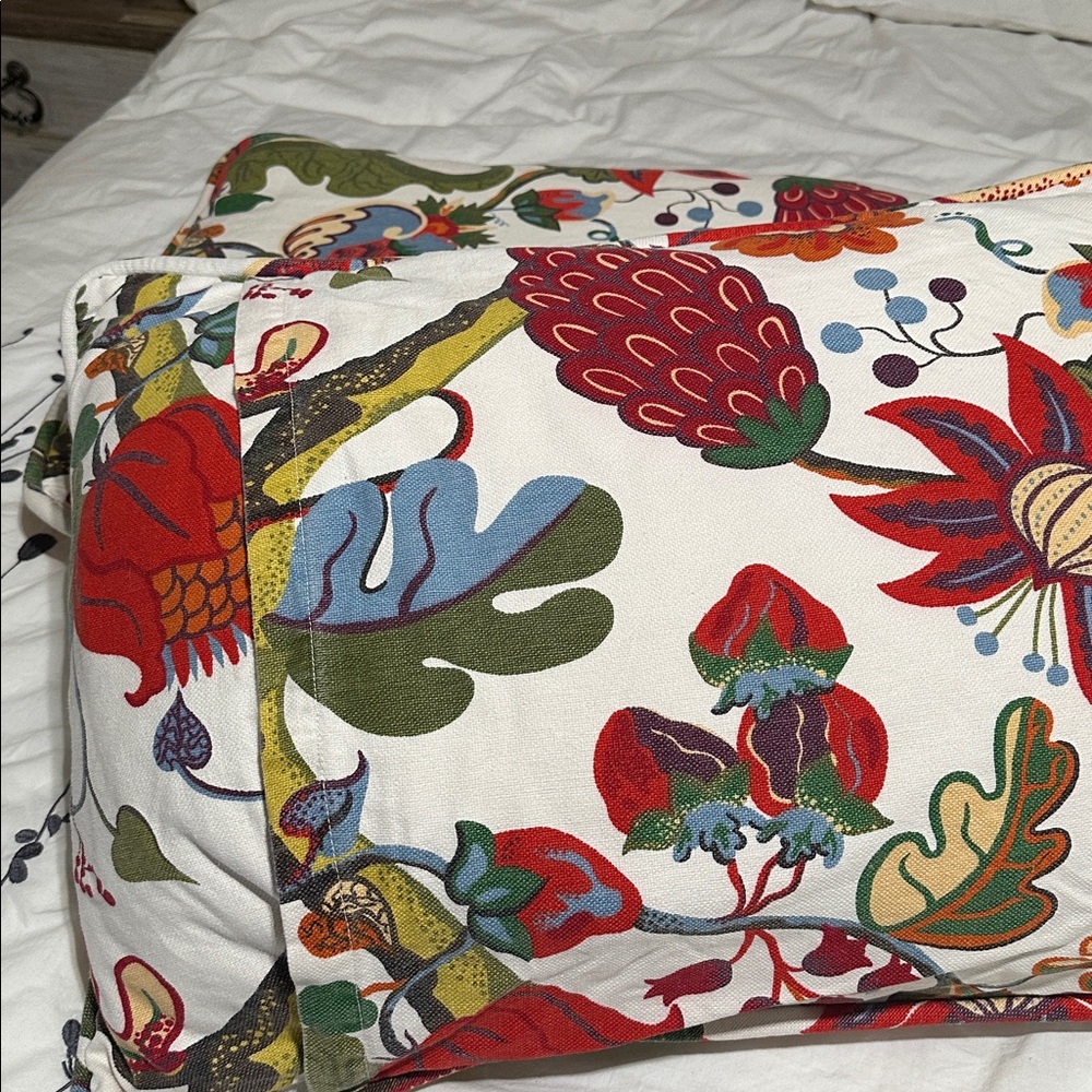 Pottery Barn Serafina Floral Tropical Decorative Pillow Shams Linen Cotton - Picture 3 of 9